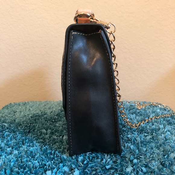 NEW Melie Bianco Leather Crossbody - Picture 4 of 8